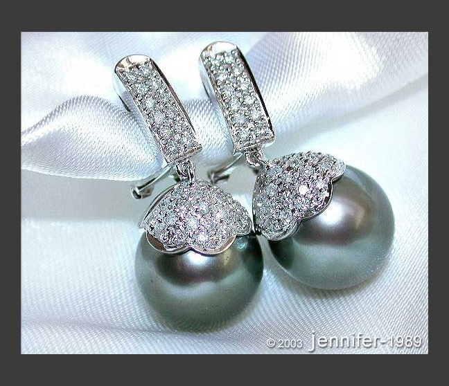 Stately Tahitian Pearl Diamond Earrings in White gold Stately Tahitian Pearl Diamond Earrings in White gold