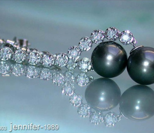 Stately Tahitian Pearl Dangling Earrings with Diamonds