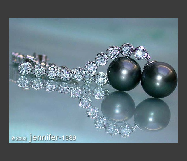 Stately Tahitian Pearl Dangling Earrings with Diamonds Stately Tahitian Pearl Dangling Earrings with Diamonds