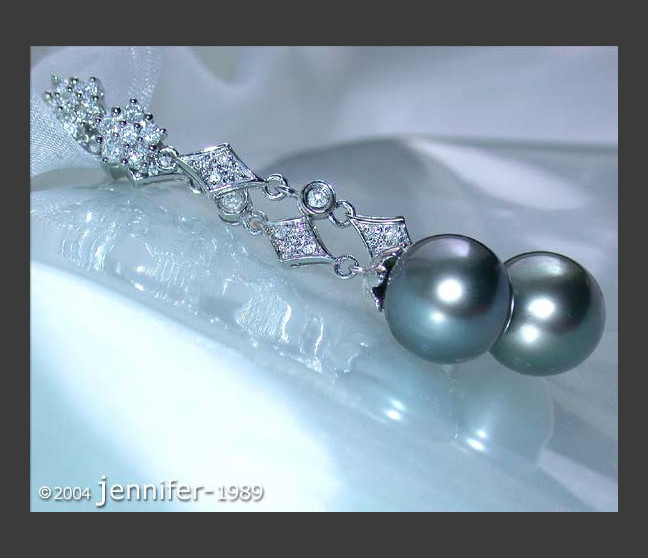 Precious Art Déco Inspired Tahitian Pearl Earrings Precious Art Déco Inspired Tahitian Pearl Earrings