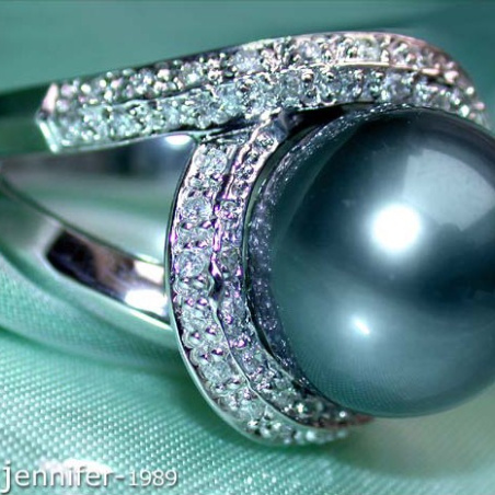 Stunning Tahitian Pearl Diamond Ring