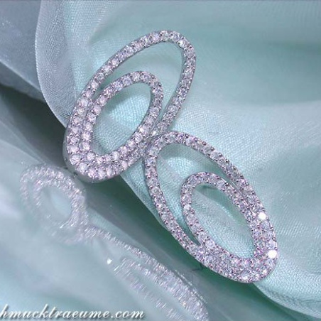 Pretty Diamond Ellipse Earrings