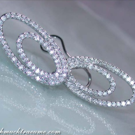 Pretty Diamond Ellipse Earrings