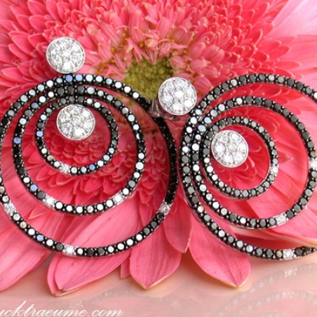 Unmissable Black & White Diamond Earrings