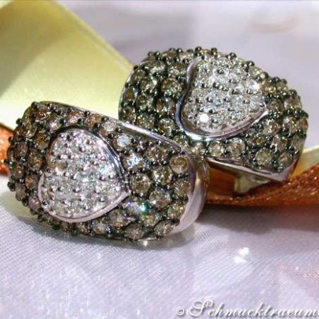 Pretty Brown & White Diamond Heart Earrings