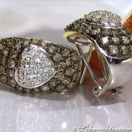 Pretty Brown & White Diamond Heart Earrings
