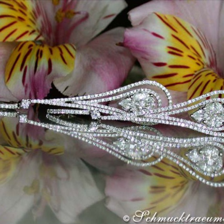 High-end Diamond Dangling Earrings (Illusion Design)