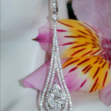 High-end Diamond Dangling Earrings (Illusion Design)