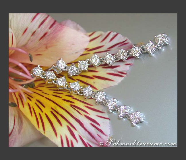 Long Diamond Earrings (Chain Design) Long Diamond Earrings (Chain Design)