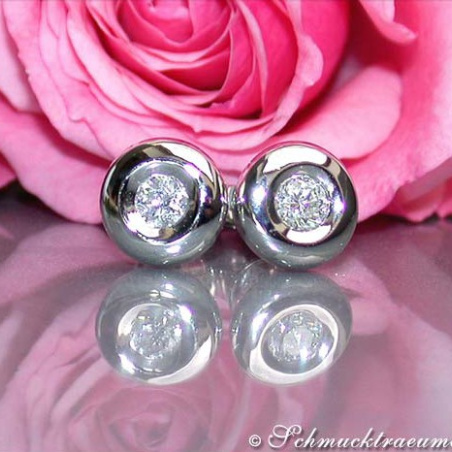 Interesting Diamond Solitaire Studs