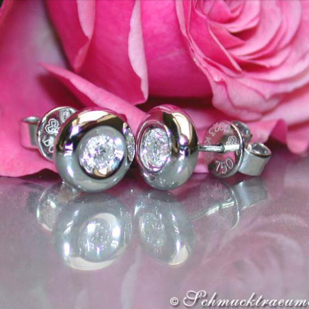 Interesting Diamond Solitaire Studs
