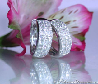 Elegant Princess Diamond Hoop Earrings in White gold 18k