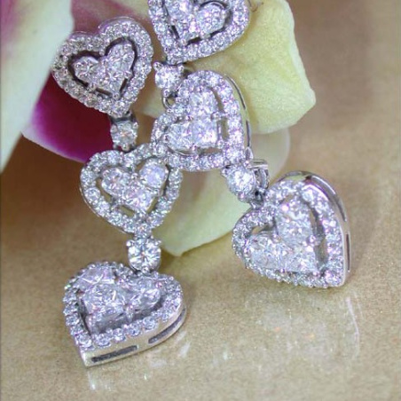 Beautiful Dangling Earrings with Diamond Hearts