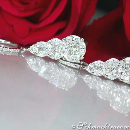 Masterfully Crafted Diamond Earrings (Illusion Design)