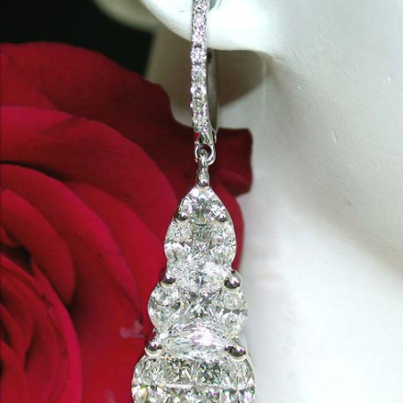 Masterfully Crafted Diamond Earrings (Illusion Design)