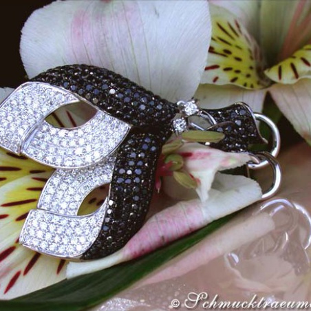 Magnificent Dangling Earrings with Black & White Diamonds