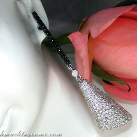 Impressive Black & White Diamond Dangling Earrings