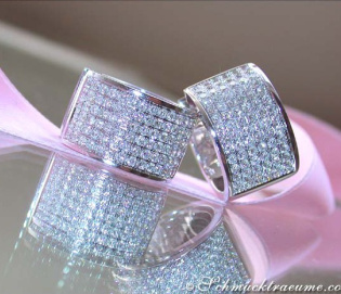 Exquisite Diamond Hoop Earrings in White gold 18k