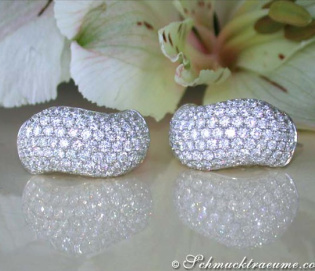 Wavy Diamond Earrings
