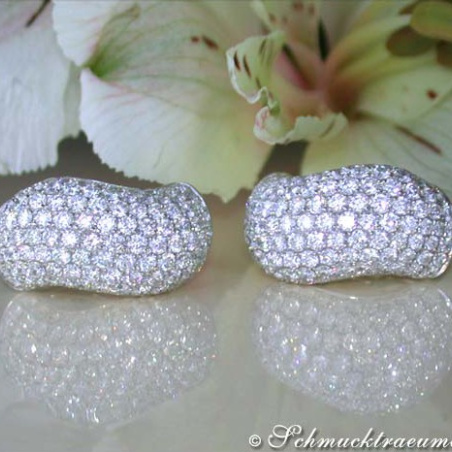 Wavy Diamond Earrings