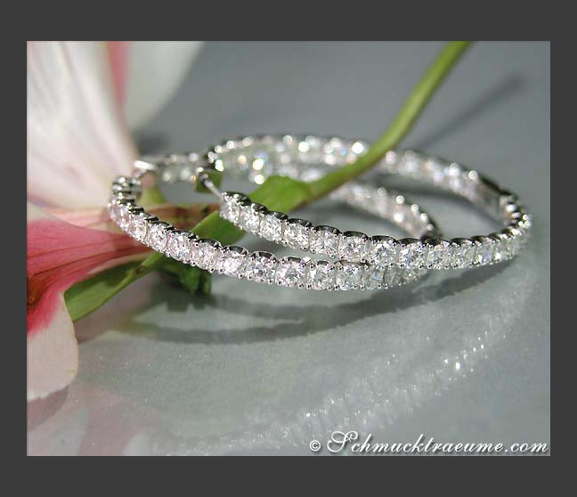High-end Diamond Hoop Earrings (Ø 40 mm - 5,52 ct.) High-end Diamond Hoop Earrings (Ø 40 mm - 5,52 ct.)
