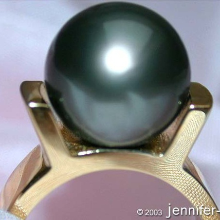 Massive Tahitian Pearl Ring in Yellow gold 14k