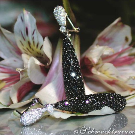Voluminous Dangling Earrings with Black & White Diamonds