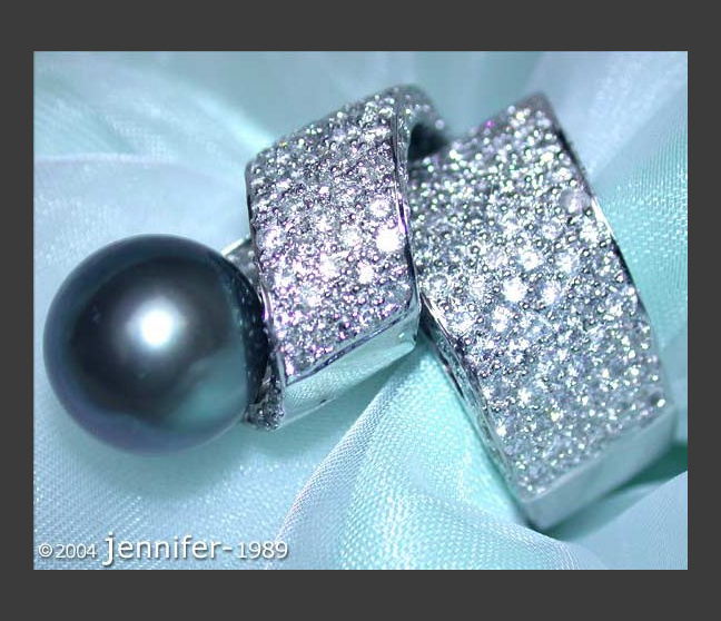 Full Massive Tahitian Pearl Diamond Ring Full Massive Tahitian Pearl Diamond Ring