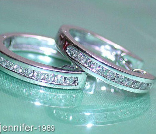 Cute Diamond Hoop Earrings in White gold 14k
