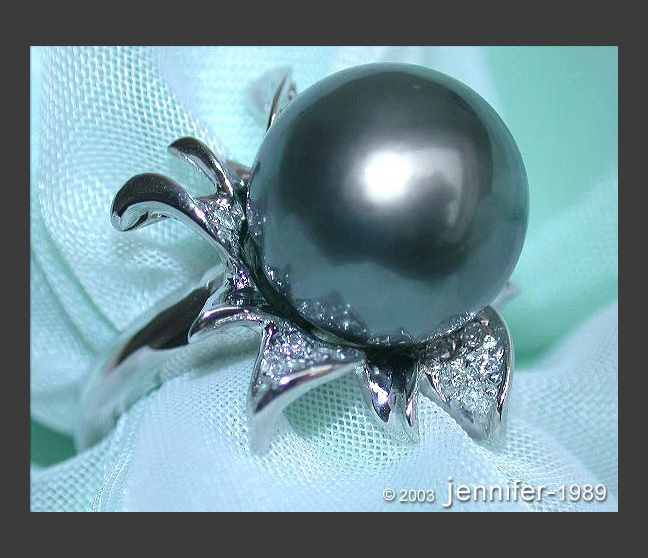 Feminine Tahitian Pearl Diamond Blossom Ring Feminine Tahitian Pearl Diamond Blossom Ring