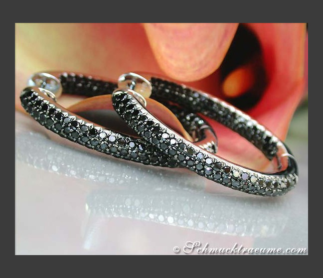 Oval hoop earrings with black diamonds Oval hoop earrings with black diamonds