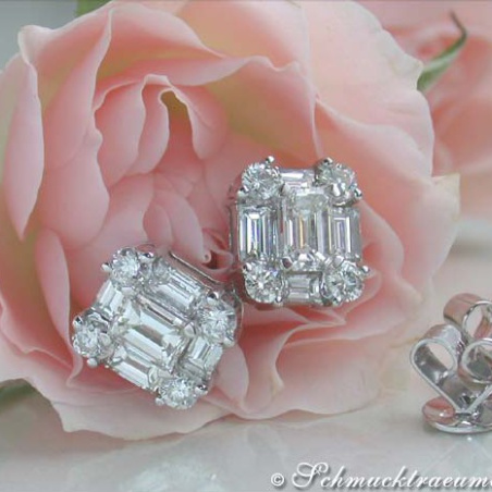 Elegant Diamond Studs with Baguette Diamonds