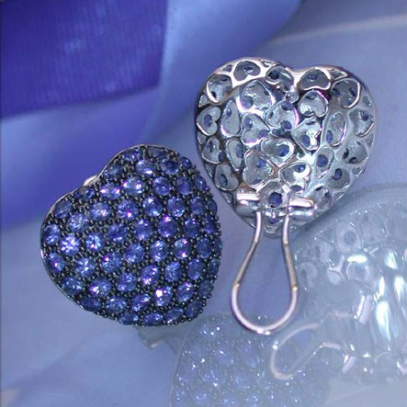Pretty Sapphire Heart Earrings