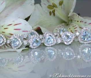 Glorious Dangling Earrings with Aquamarine Hearts