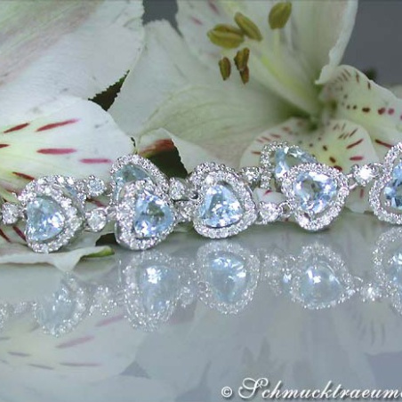 Glorious Dangling Earrings with Aquamarine Hearts