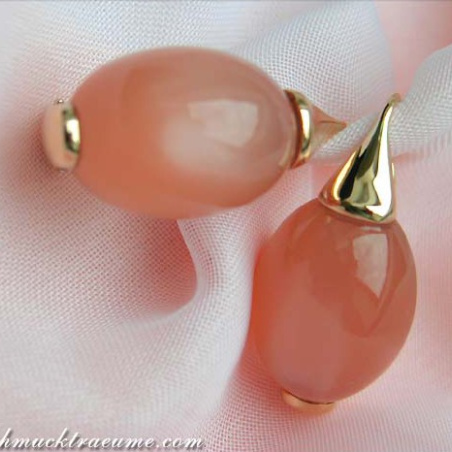Terrific Moonstone Earrings