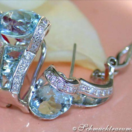 Gorgeous Aquamarine Diamond Earrings