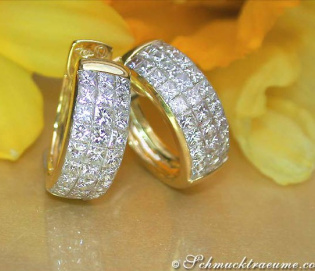 Exclusive Princess Diamond Hoop Earrings in Yellow gold 18k