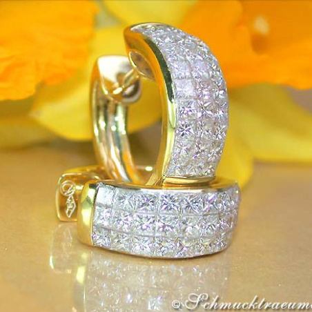 Exclusive Princess Diamond Hoop Earrings in Yellow gold 18k