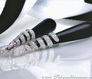 Exclusive Onyx Dangling Earrings with Diamonds