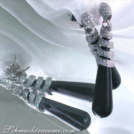 Exclusive Onyx Dangling Earrings with Diamonds