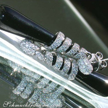 Exclusive Onyx Dangling Earrings with Diamonds