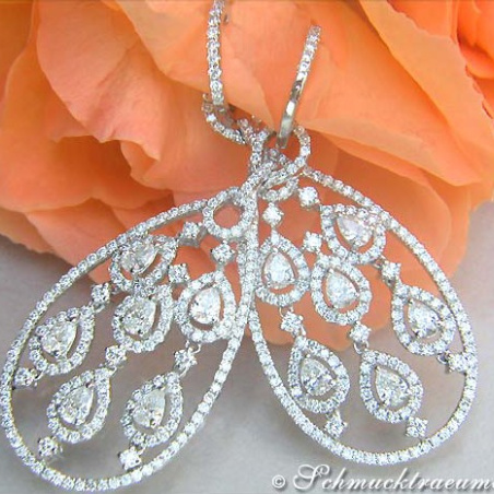 Noble Diamond Dangle Earrings with Pear Shaped Diamonds