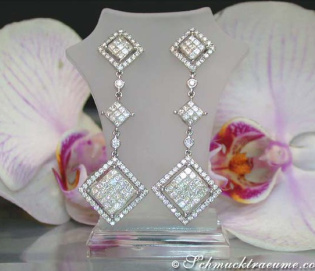 Exclusive Dangling Earrings with Princess Diamonds