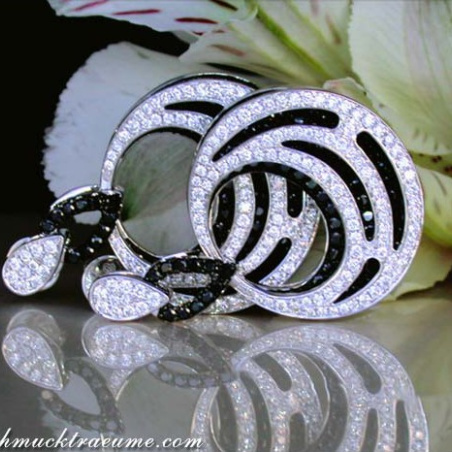 Luxurious Dangling Earrings with Black & White Diamonds