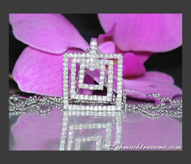 Attractive Diamond Square Pendant incl. Chain Attractive Diamond Square Pendant incl. Chain