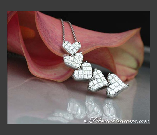 Elegant Diamond Heart Necklace Elegant Diamond Heart Necklace