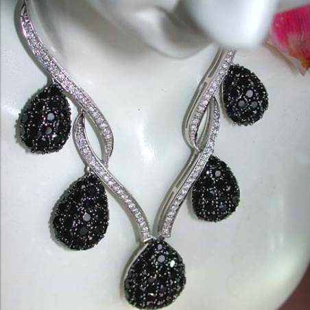 Extraordinary Black and White Diamond Necklace