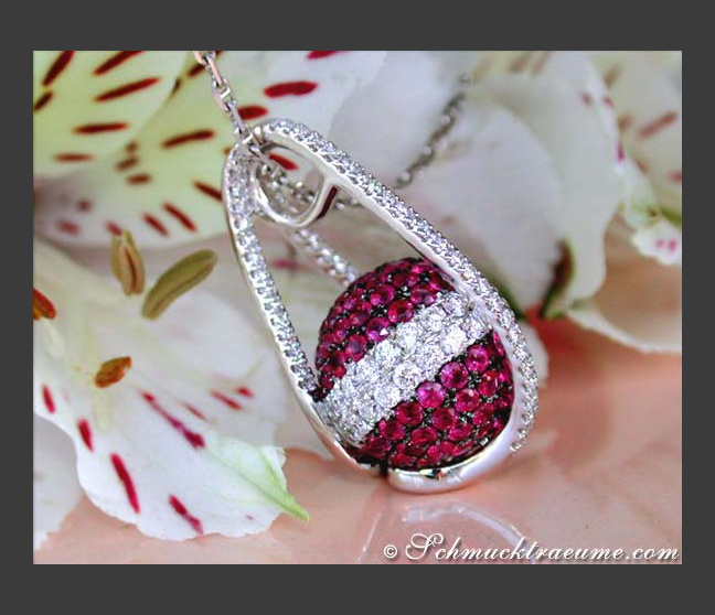 Attractive Ruby Necklace with Diamonds Attractive Ruby Necklace with Diamonds