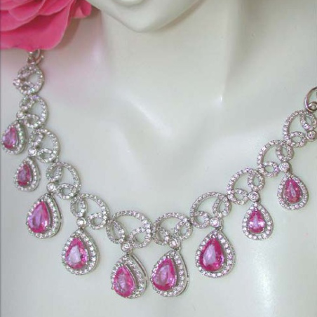 Pink Saphir Collier mit Brillanten